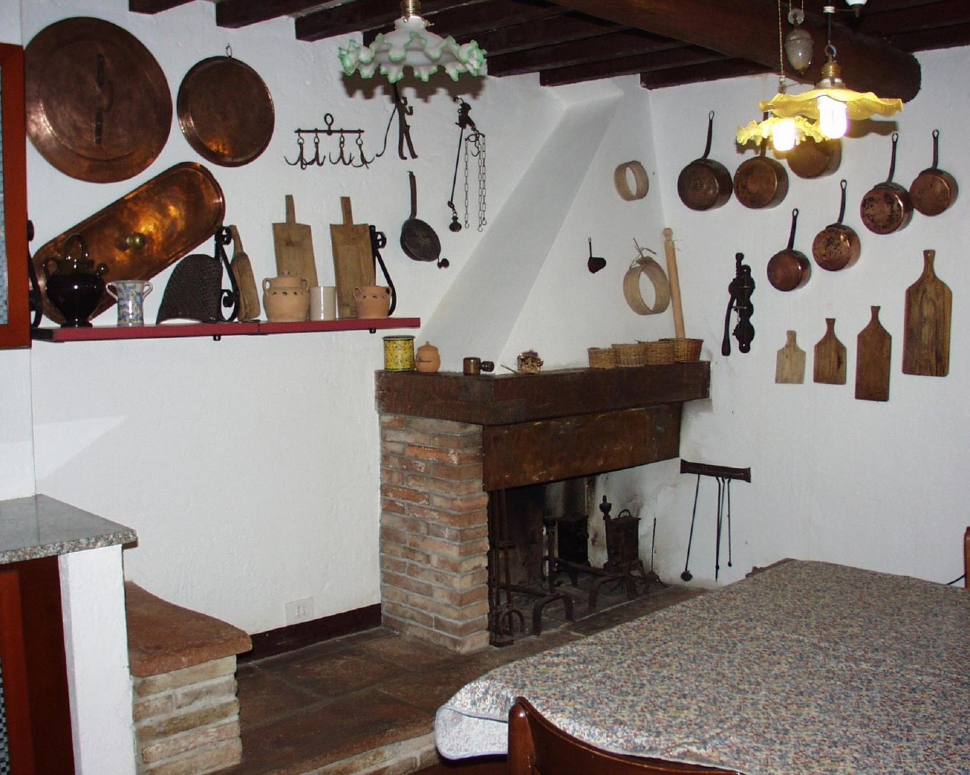 Sassi Bianchi Guest House Sensano Eksteriør bilde